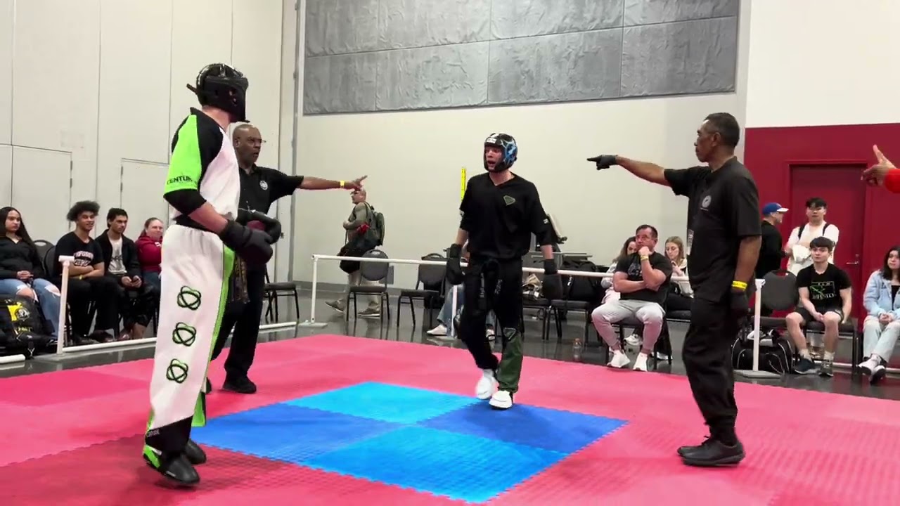 Cameron Klos vs Justice Floyd Light Middleweight Sparring - Compete Internationals 2024 background