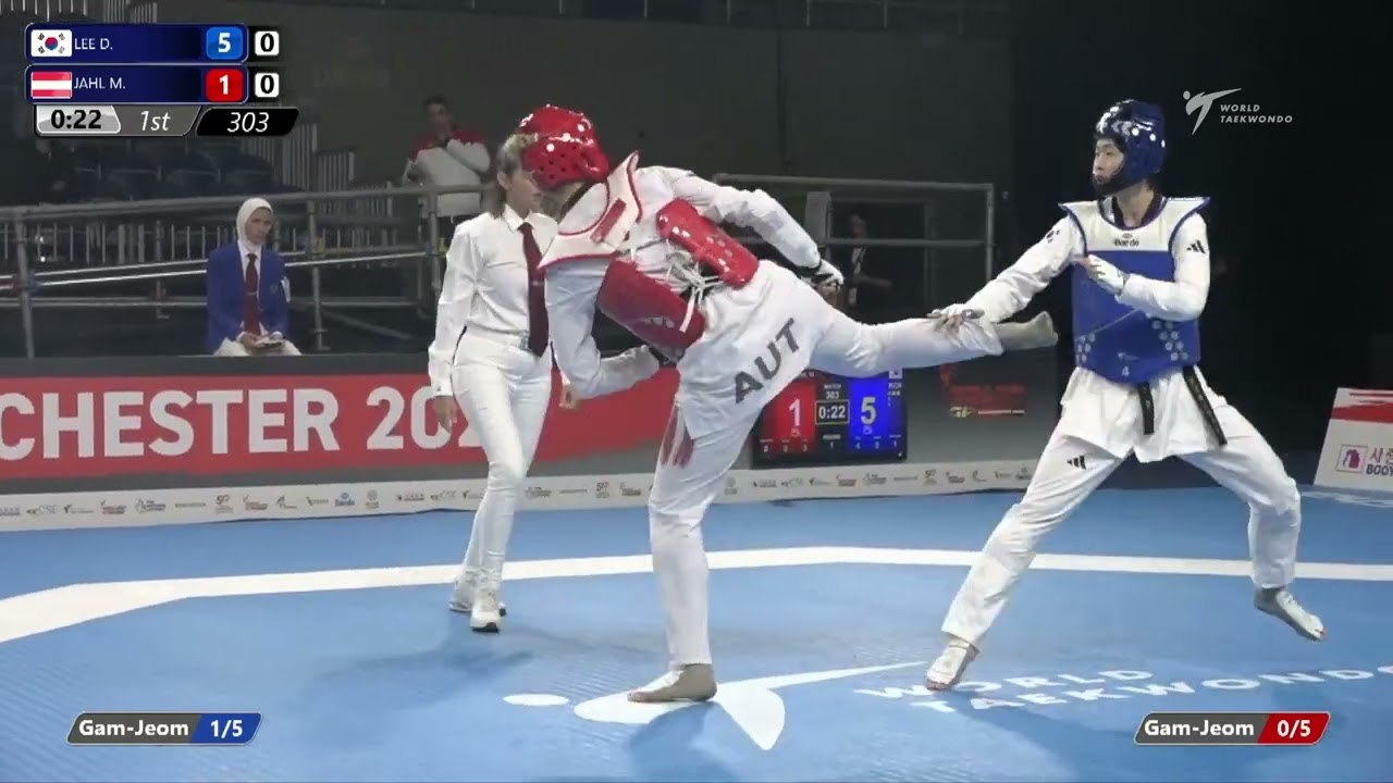 304 Round of 16 WOMEN W +67KG KAZ DENIZ C UZB OSIPOVA S background