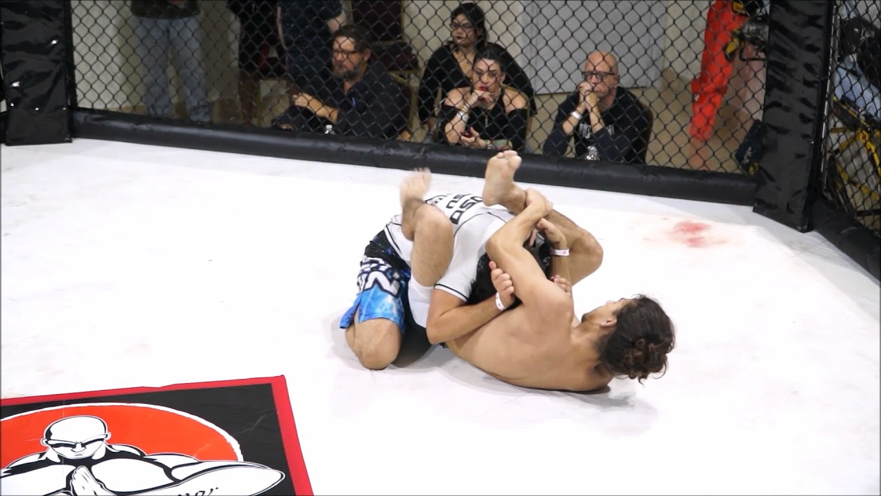 305FIGHTS Deliberio vs Verela background