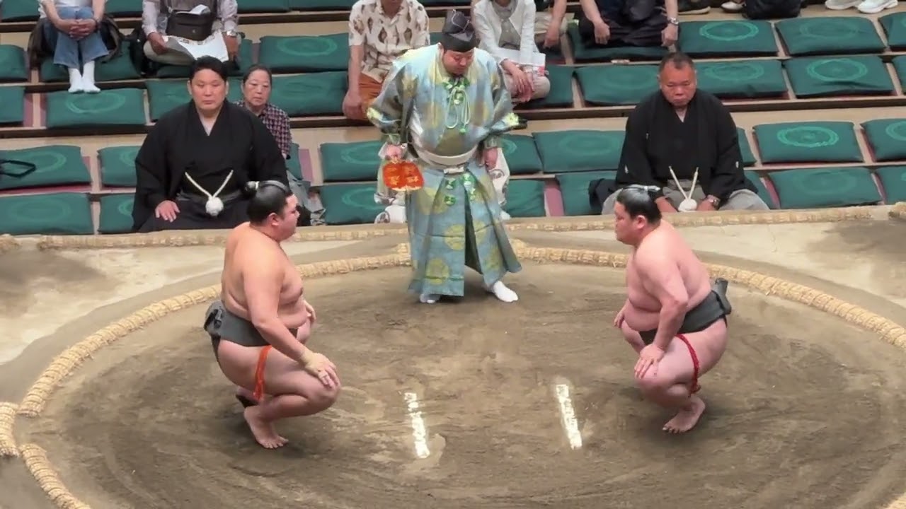 速報❗️二子山部屋 延原 vs 伊波【大相撲令和7年5月場所】13日目 2025/05/23 夏場所 Futagoyama NOBEHARA vs INAMI background