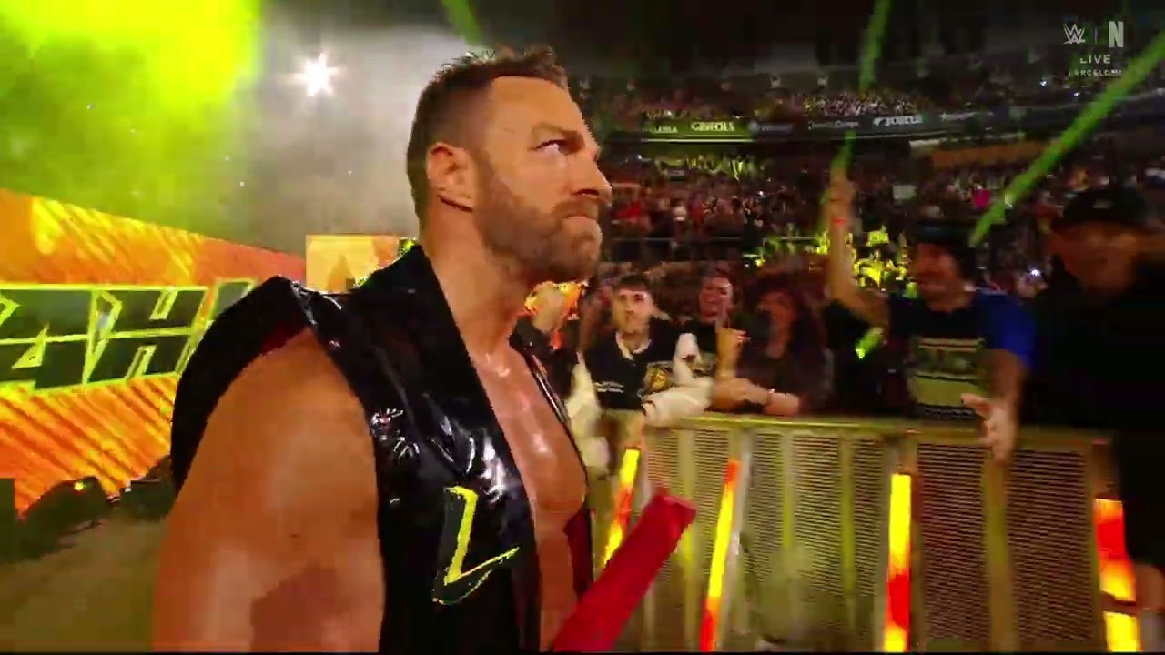 LA Knight's biggest pop in Barcelona: SmackDown, Mar. 14, 2025 background