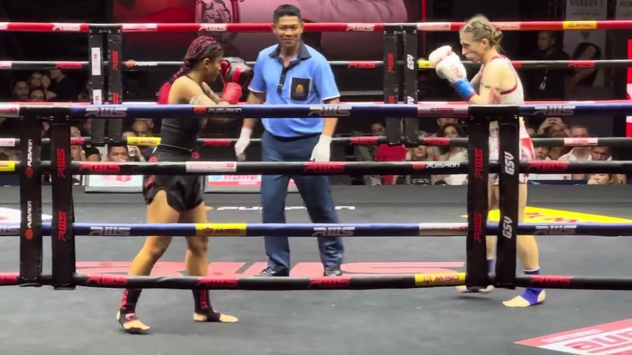 ซัยดาเนียต่อยนักมวยฝรั่งเกือบน๊อค ยก1 ซัยดาเนีย ลูกทรายกองดิน vs Danielle Simmons