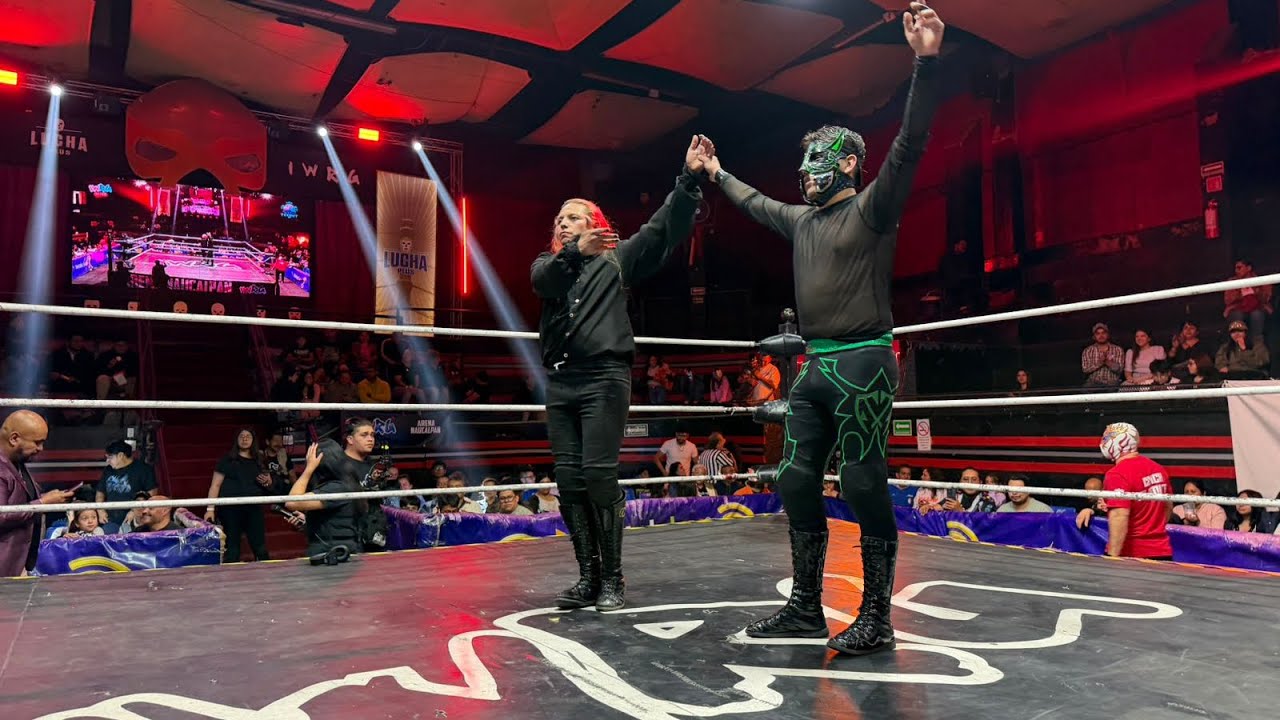IWRG: Voltrex Vs Príncipe Vampiro 