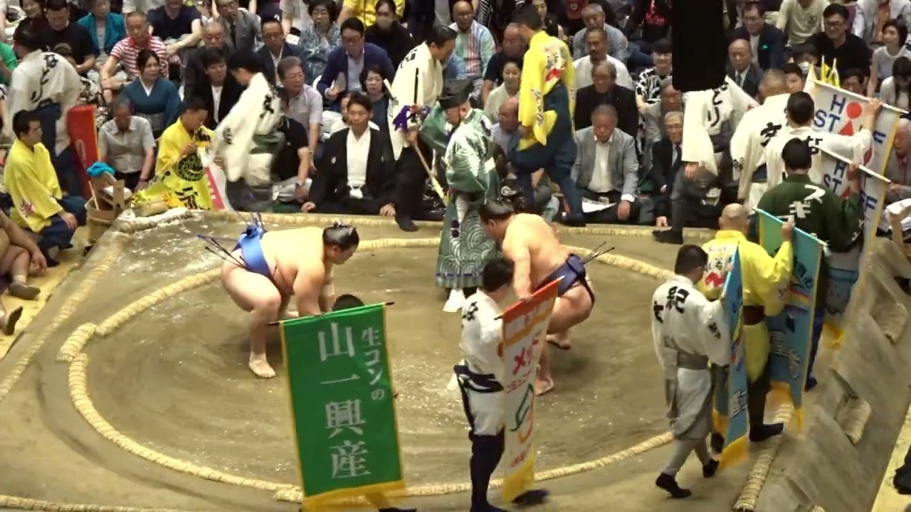 『懸賞旗 61本の横綱決戦』大の里 vs 豊昇龍【大相撲令和7年9月場所】14日目 2025/09/27 SEP 2025 DAY14 ズーム版 background