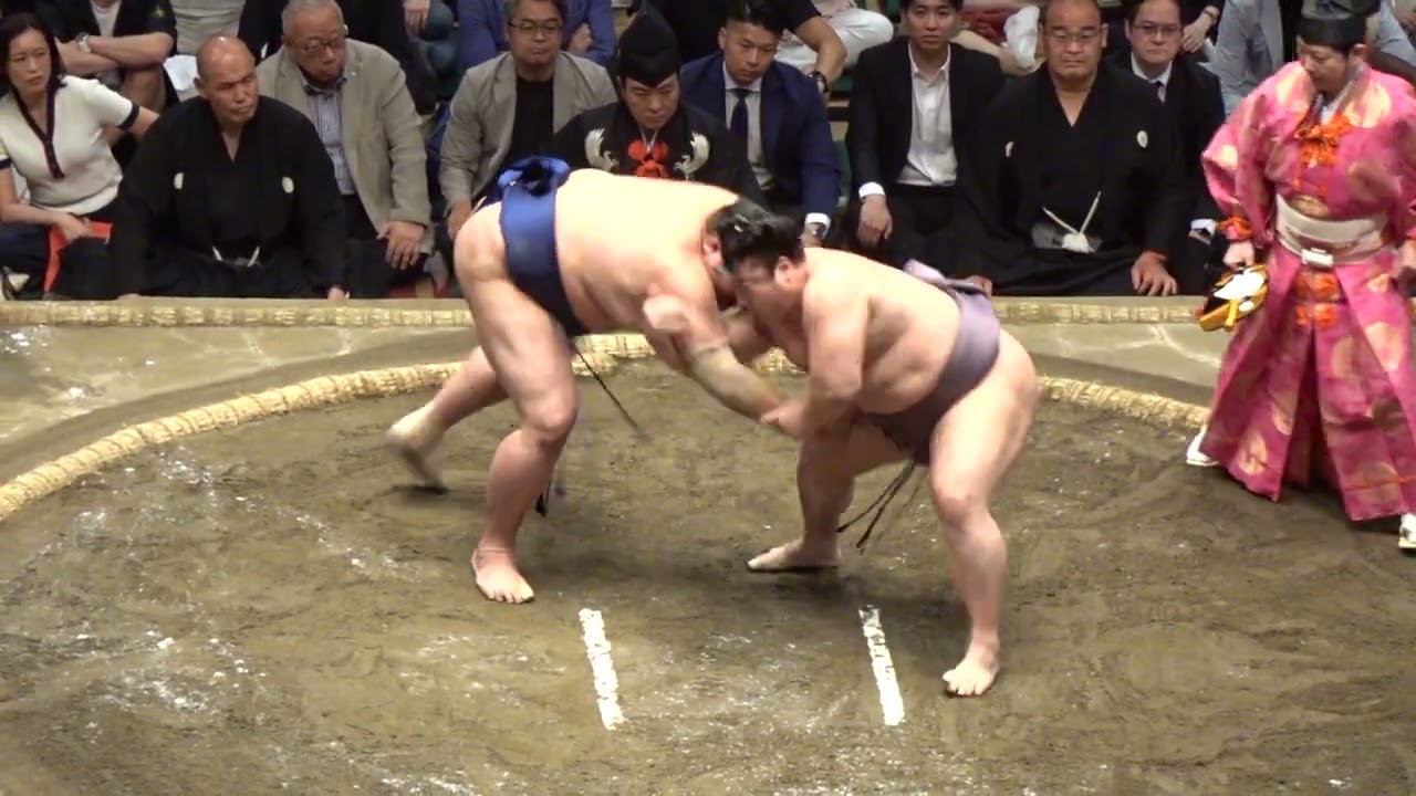 阿炎 vs 翔猿【大相撲令和7年5月場所】14日目 2025/05/24 夏場所 ABI vs TOBIZARU background