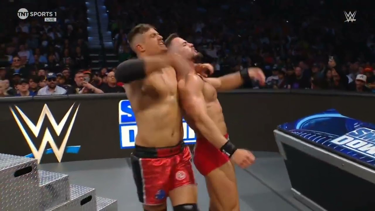 WWE SMACKDOWN NEW CATCH REPUBLIC VS AUSTIN THEORY & GRAYSON WALLER 04/05/24 background