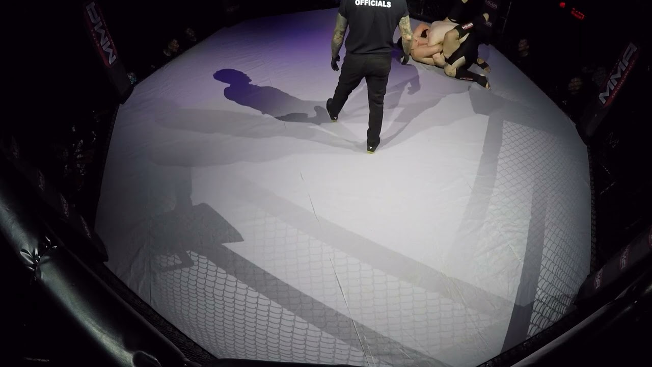 NOTTINGHAM | ULTRA MMA | BEN KOWALCZYK VS CONNOR DACK background