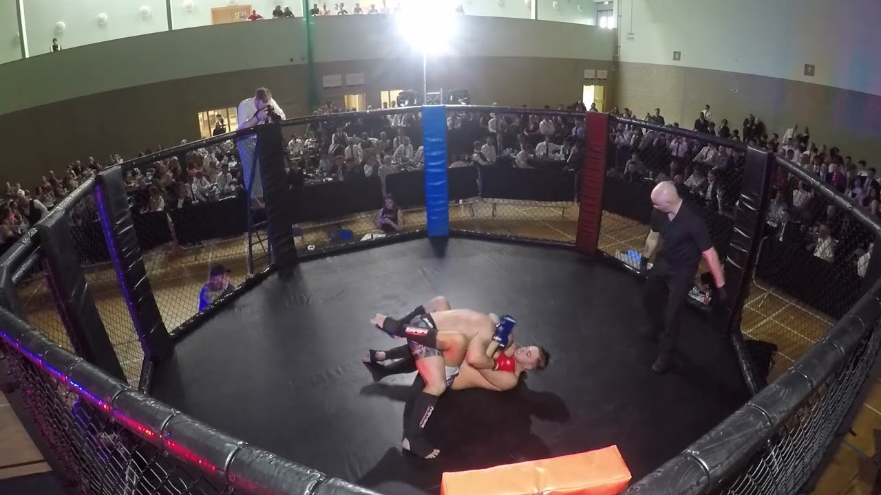 BASILDON | ULTRA MMA | WAYNE 'BRONZE COMMANDER' CALAGHAN VS ELLIS GOLDING