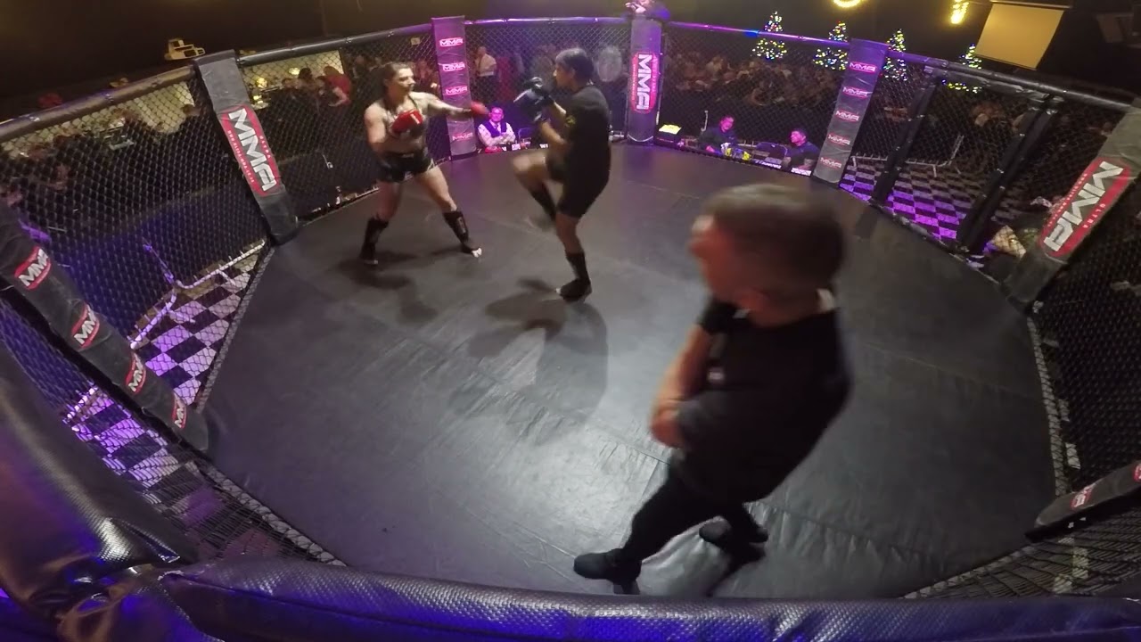COVENTRY | ULTRA MMA | BEATA VALKYRIE FILLOVA VS DALPREET DHANDA background