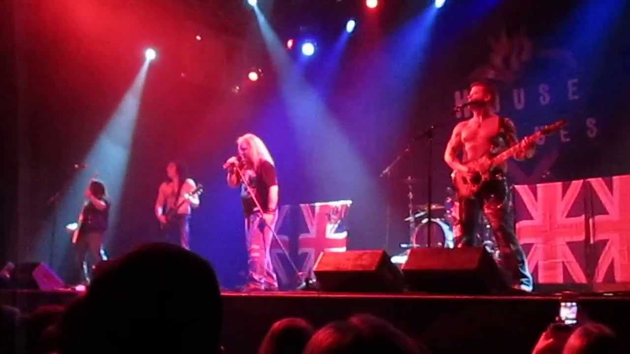Hysteria (Def Leppard tribute band) - Me & My Wine/High 'n' Dry (Saturday Night)