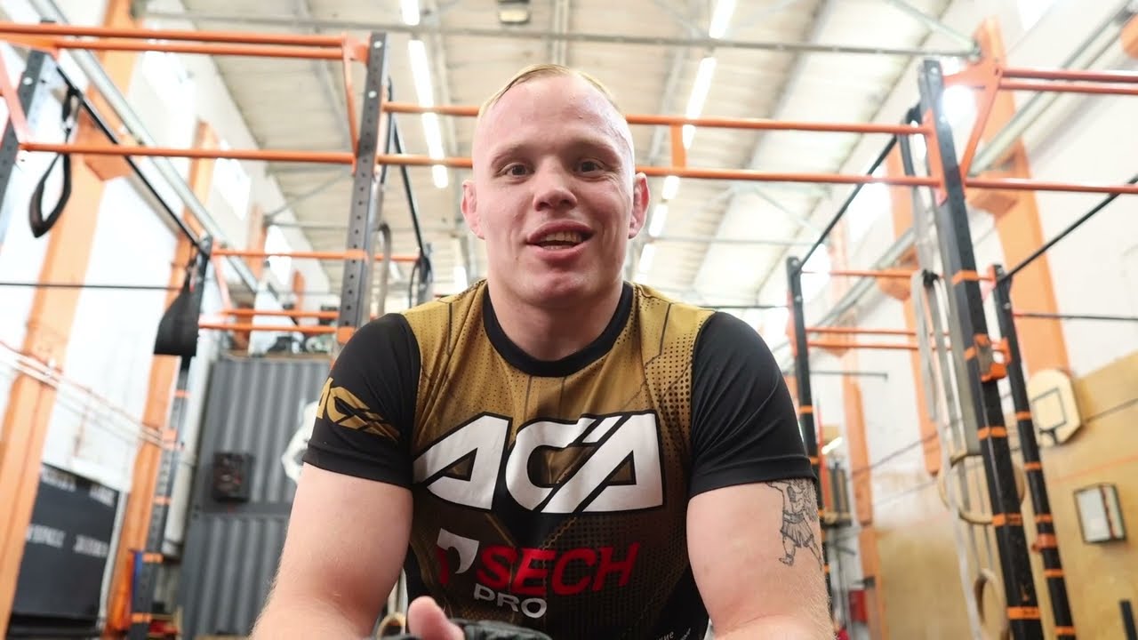 ACA 165 Episodes: Иван Богданов готовится к дебюту в ACA background