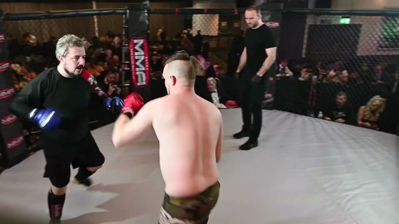 GLASGOW | ULTRA MMA | PAUL MURRAY VS KEVIN KERR background