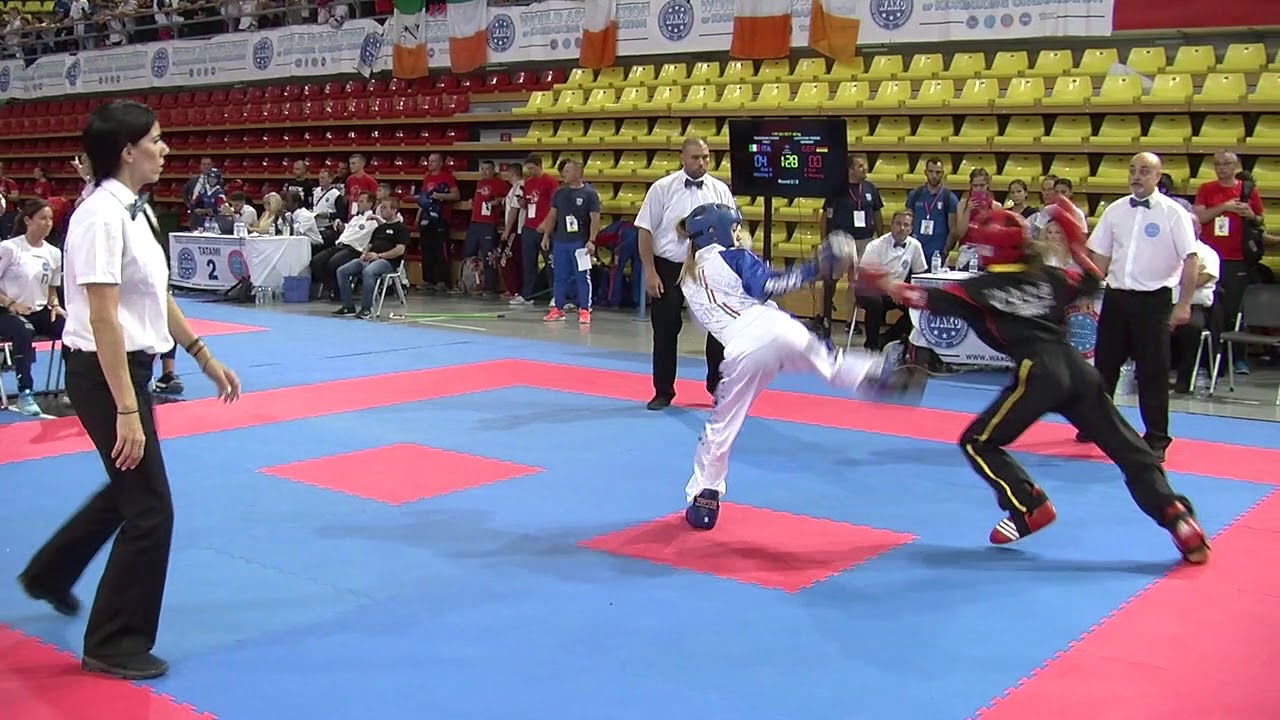 Chiara Teodorani v Teresa Lavecchia WAKO European Championships 2017 background