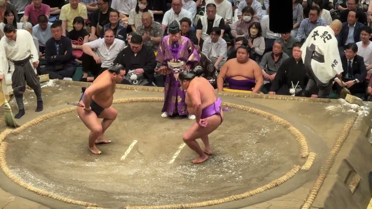 速報!豊昇龍vs尊富士『庄之助さん いきなり足を滑らせる』【大相撲令和7年5月場所】8日目 2025/05/18夏場所