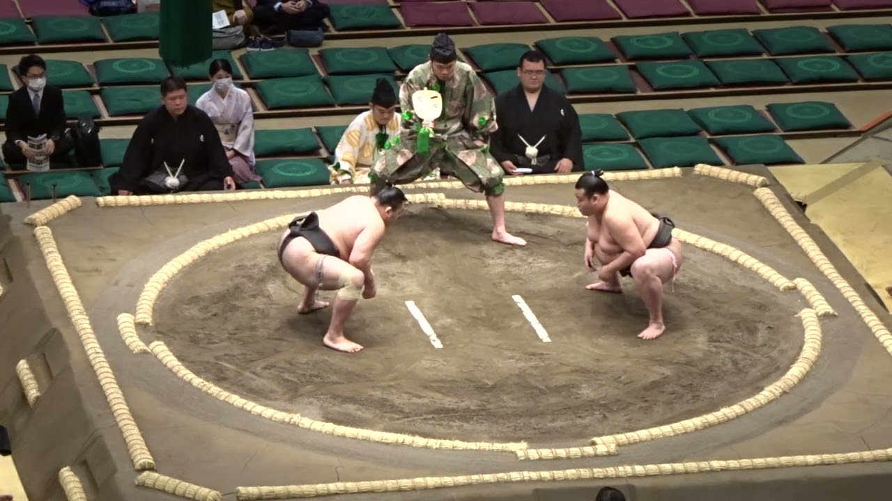 《三段目④》和歌桜×朝乃若 虎徹×北乃庄 千代の勝×昂輝 太秦×小力 毅ノ司×狩野 千代大和×大翔樹【大相撲令和7年5月場所】初日 2025/05/11 夏場所 sandanme④ background