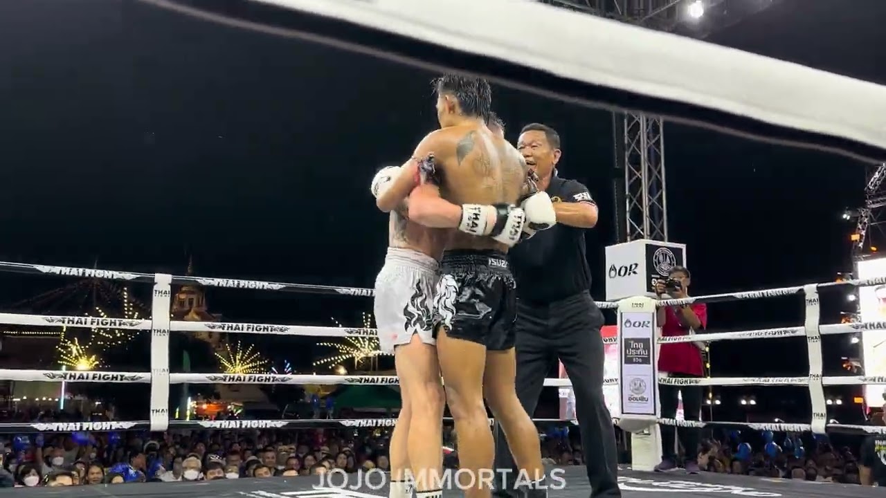 ศอกเจอศอกโคตรมันส์ ไทยไฟต์ สุขสวัสดิ์ แสงมรกต vs Nitika Bazhitov backdrop