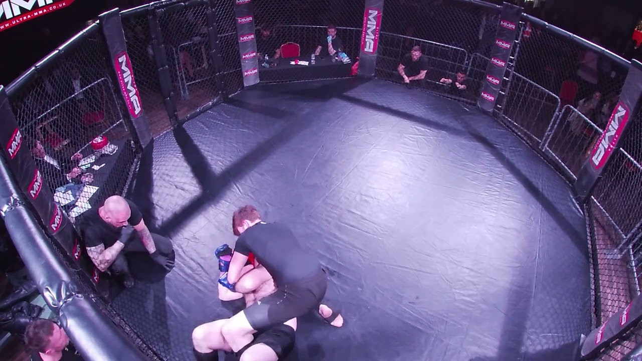 LEICESTER MMA HARRY THE HEATHEN NEWBURY VS JACOB THE SANDMAN OATES background