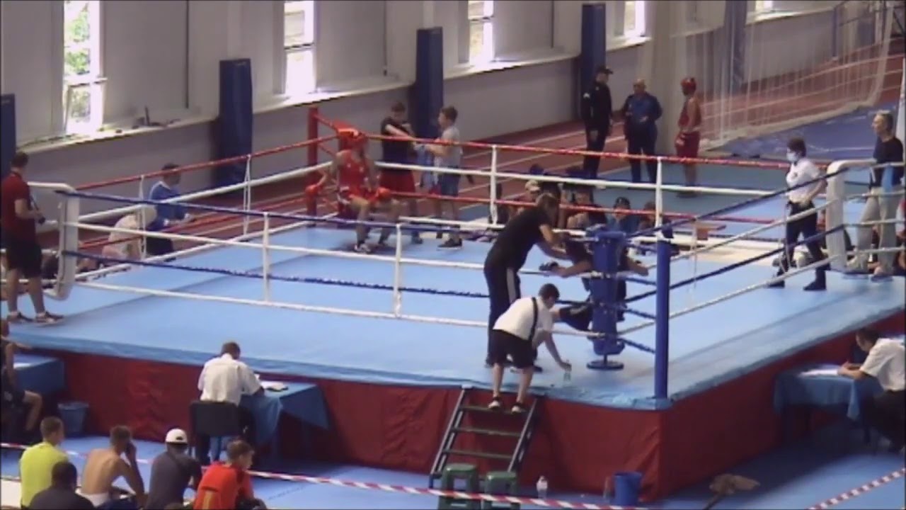 75 кг Александр Демченко + Богдан Воробьёв ,Чемпионат Донецкой области по боксу среди молодёжи background