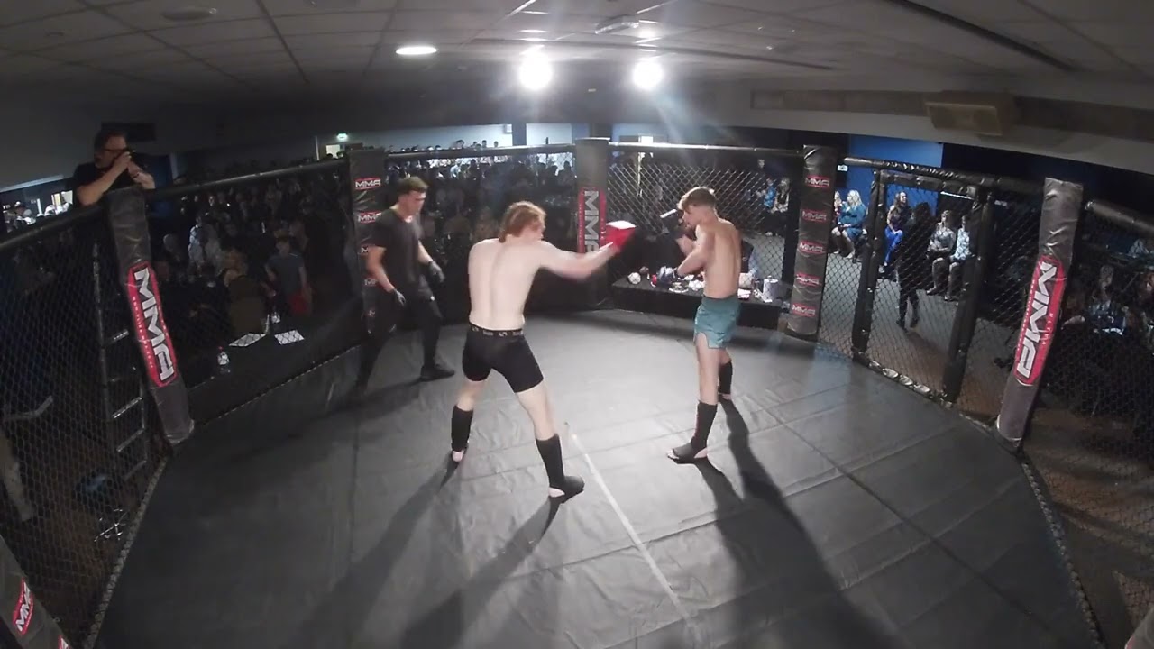 WIGAN | ULTRA MMA | WILLIAM HILL VS BEN EWINS