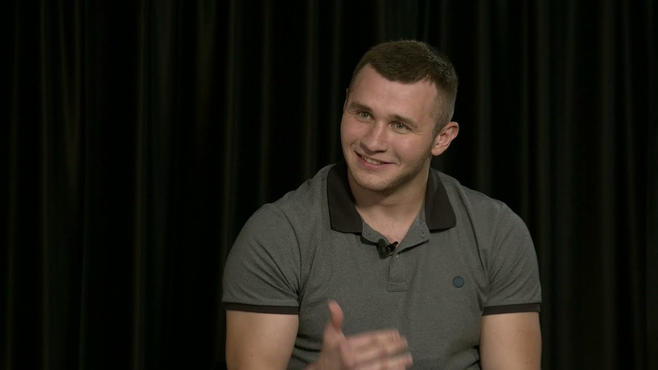 Кафе без кутежа, паника по время операции и месть за друга. Лучшие моменты лайва перед RCC INTRO 15 background