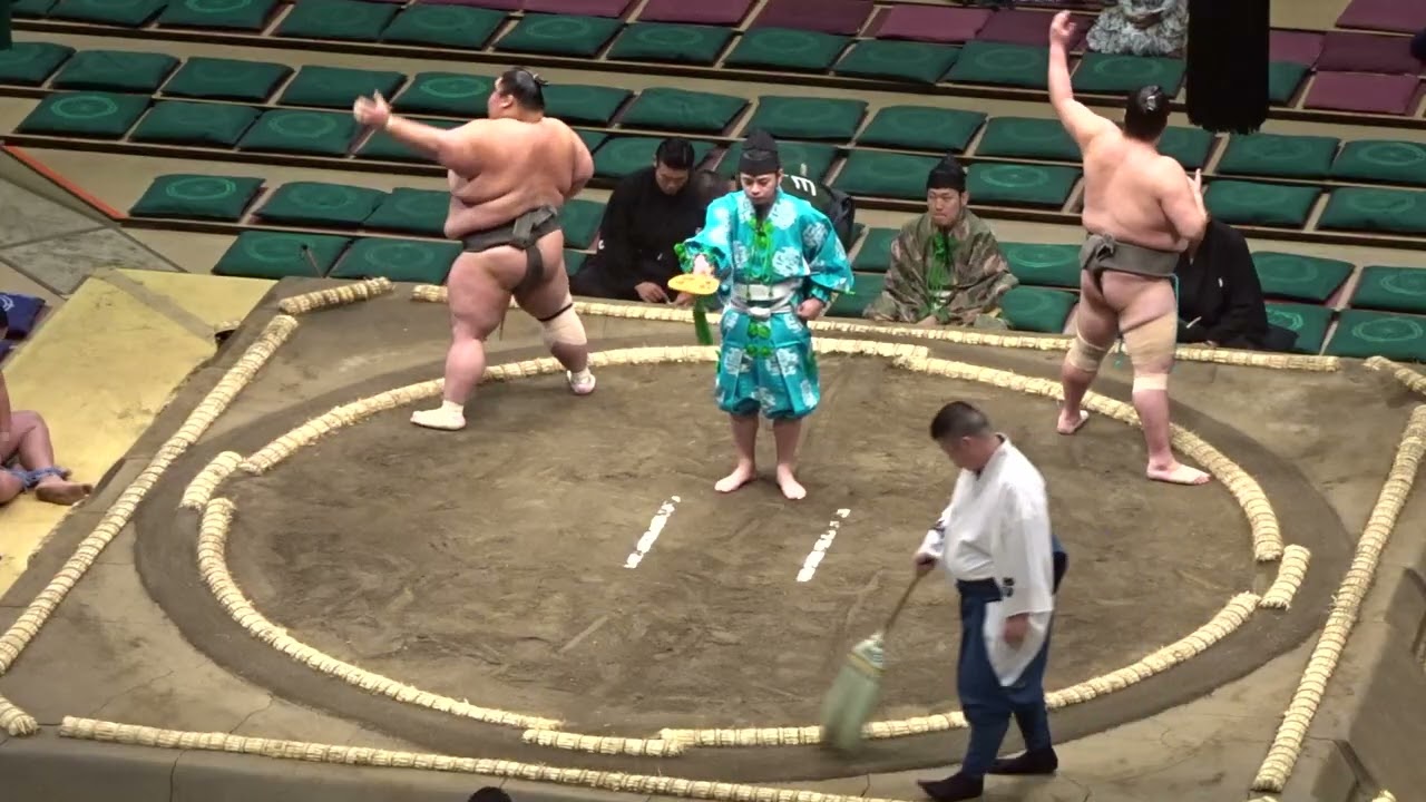 《三段目③》錦国×朝心誠 泉翔鵬×大畑 林龍×柏王丸 旭将里×天 神谷×幸乃富士 藤ノ進×琴羽黒 北勝就×高馬山 向田×隆嵐【大相撲令和7年5月場所】3日目 2025/05/13 sandanme③ background
