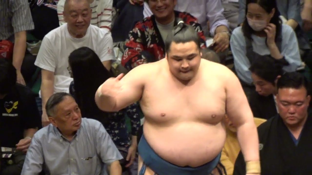 阿武剋 vs 千代翔馬【大相撲令和7年5月場所】7日目 2025/05/17 夏場所 ONOKATSU vs CHIYOSHOMA background