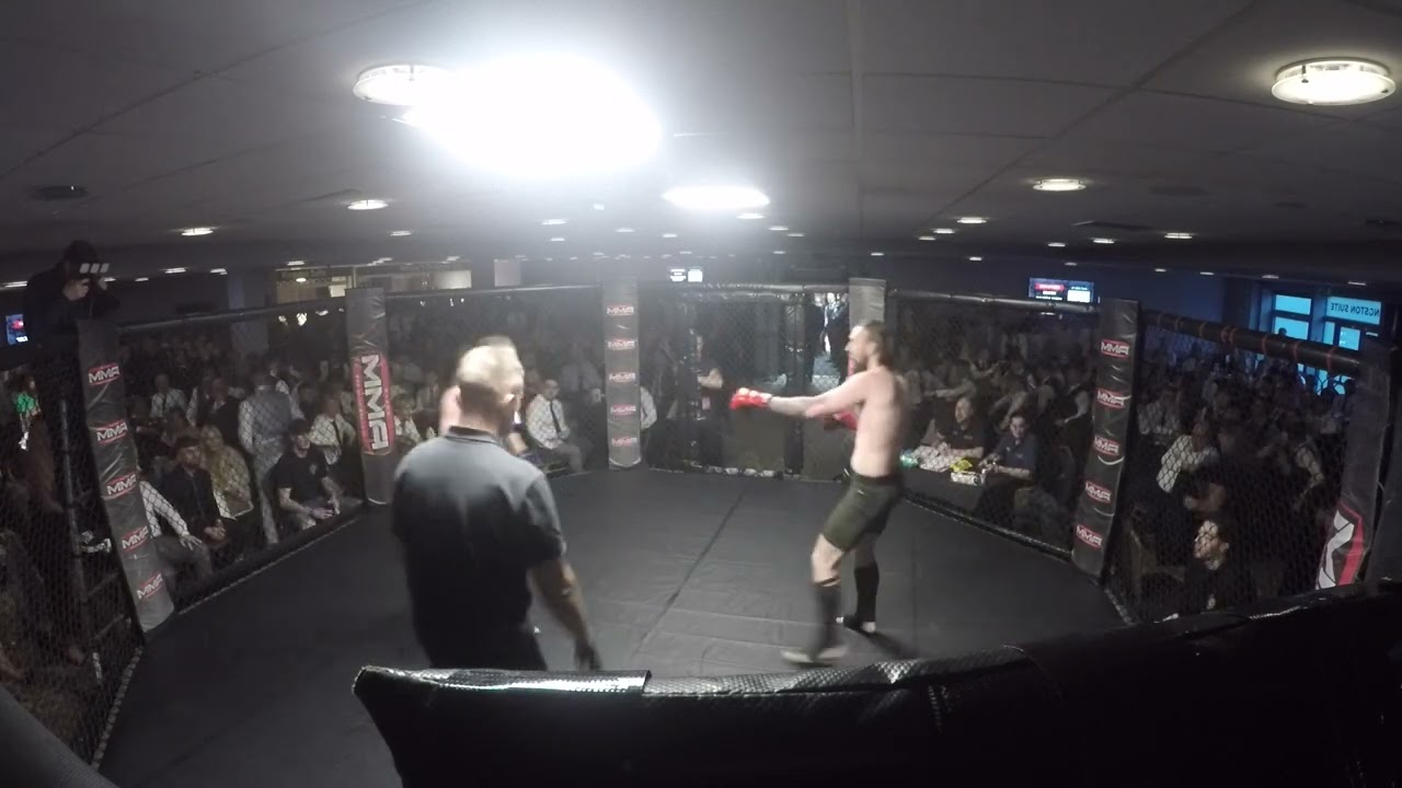 HULL | ULTRA MMA | ADAM 'THE BOYO' BOYNTON VS JAK DUNNION background