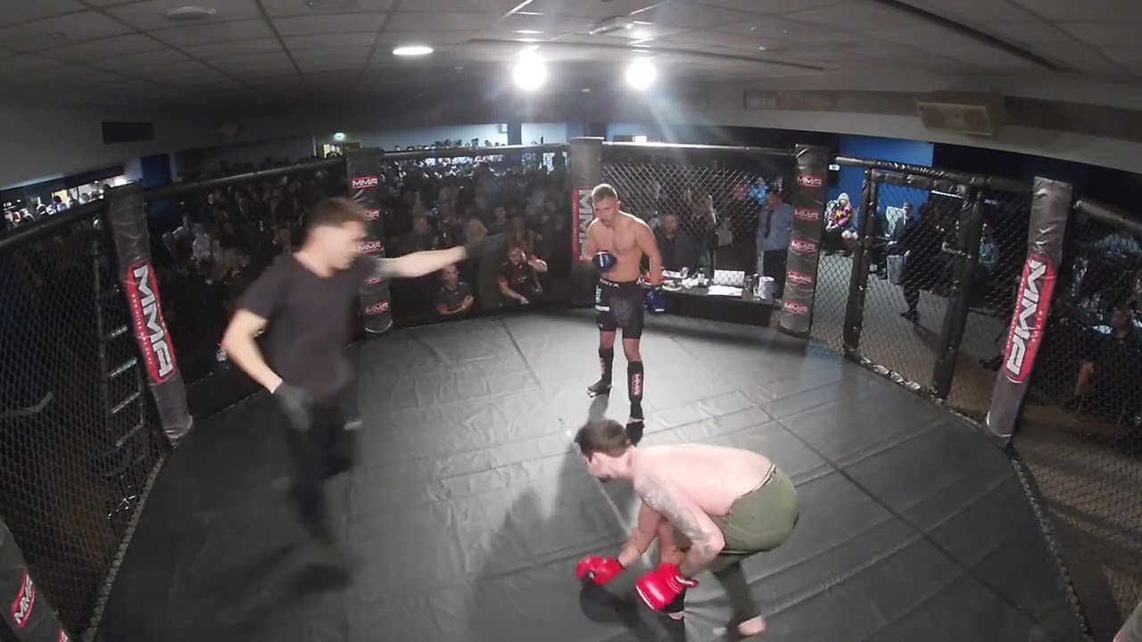 WIGAN | ULTRA MMA | RYAN RICHARDSON VS AARON COPPLE