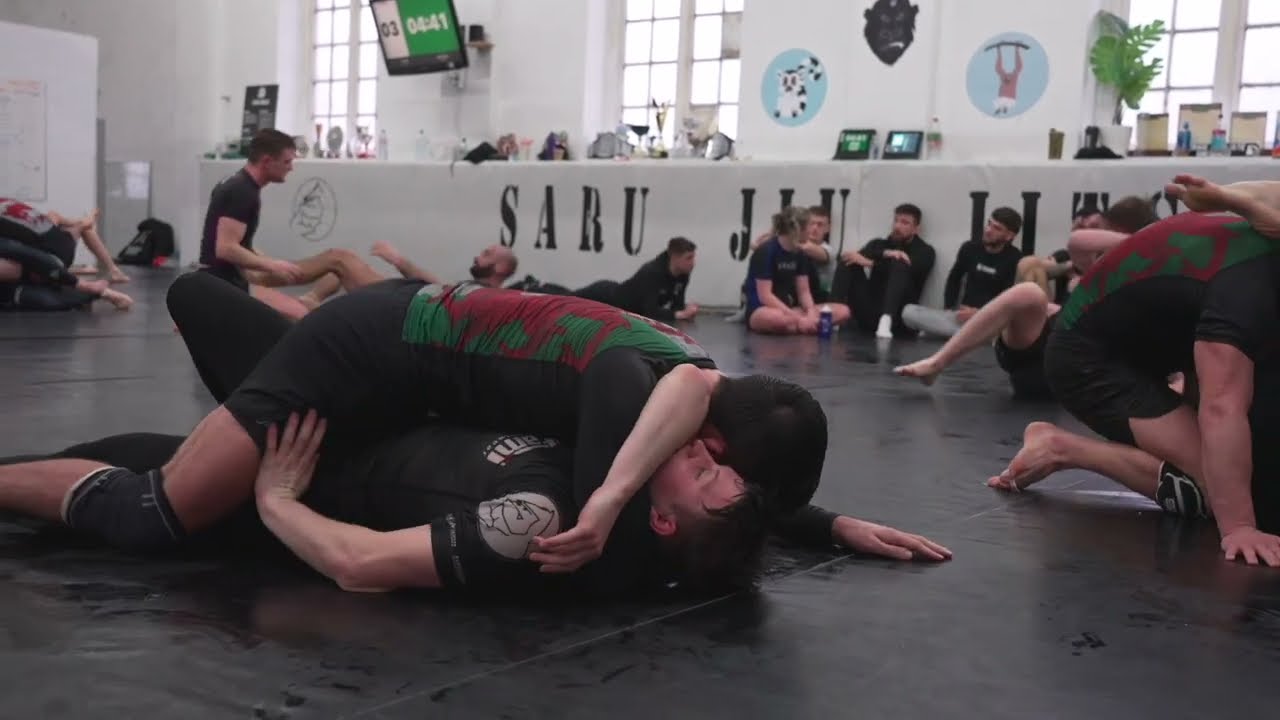 ADCC Veteran Ash Williams In The Training Room (Full Training Round) background