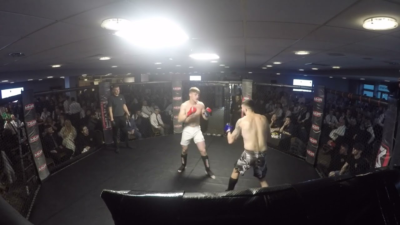 HULL | ULTRA MMA | LEWIC COCHRANE VS JOE HOLLAND background