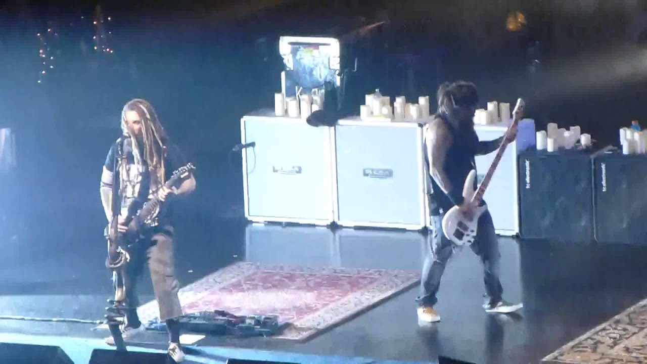 Korn - Lies background