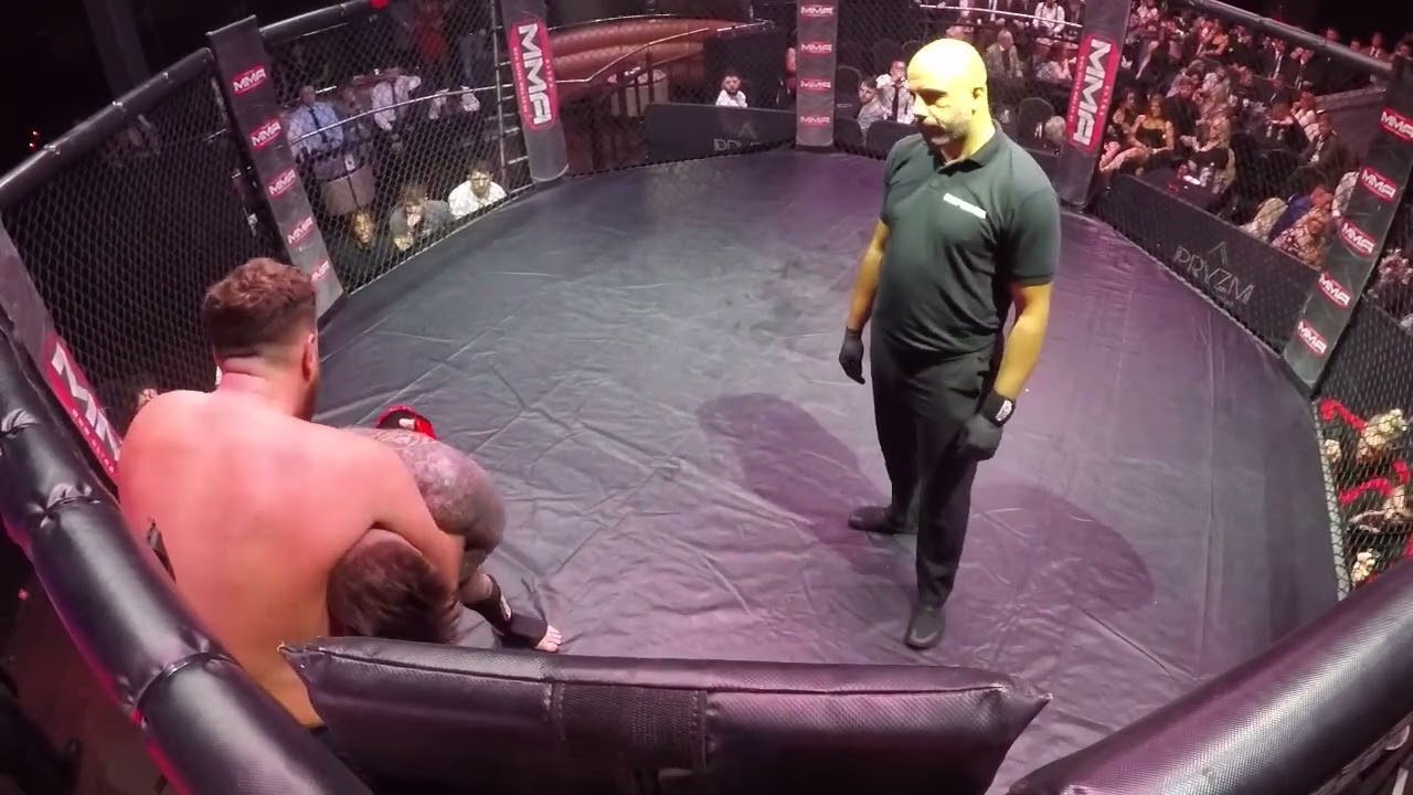 BIRMINGHAM | ULTRA MMA | TOMMY ‘FATBOY’ FARRAGHER VS REECE SMITH background