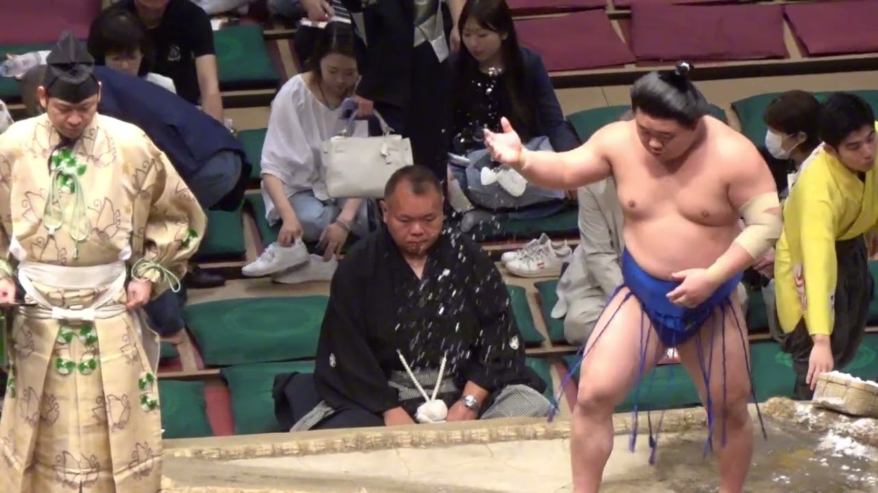 東白龍 vs 若碇(藤ノ川)【大相撲令和7年5月場所】13日目 2025/05/23 夏場所 TOHAKURYU vs WAKAIKARI