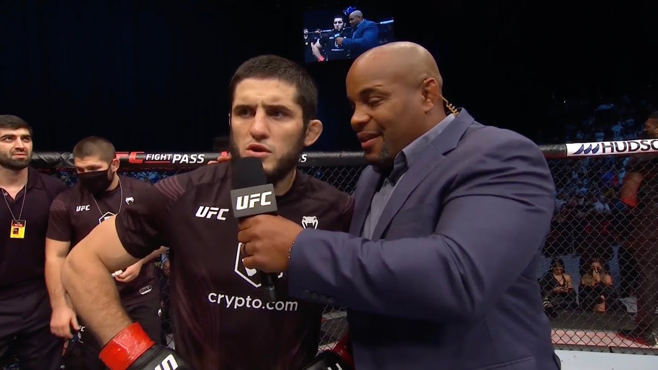 UFC 267: Ислам Махачев - Слова после боя background