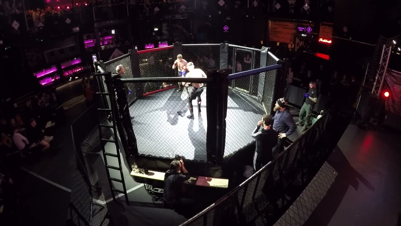 SOUTHAMPTON | ULTRA MMA | DANIEL BEVIS VS MAX MCGEACHIE background