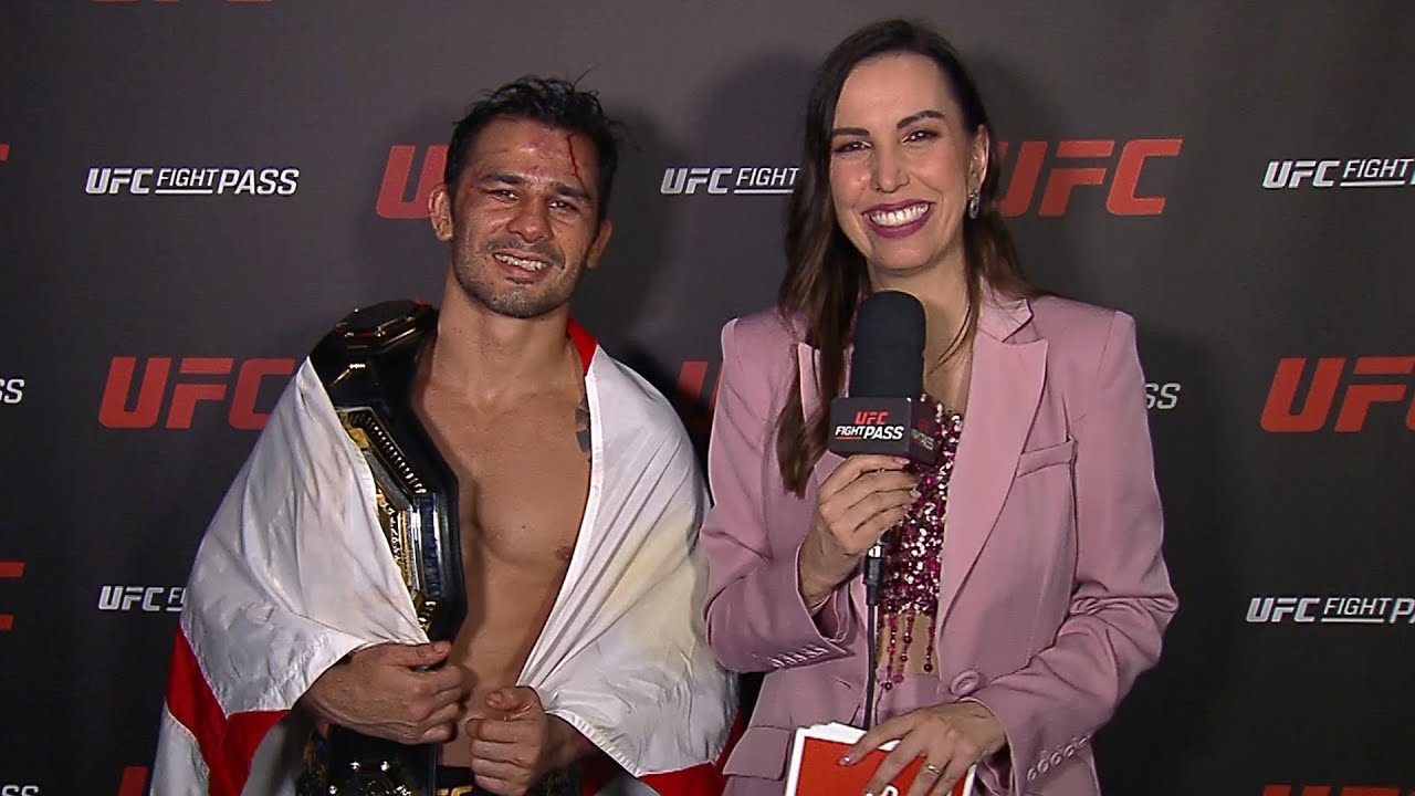 Alexandre Pantoja celebra defesa de título no UFC 301: "Capítulo maravilhoso da minha história" backdrop