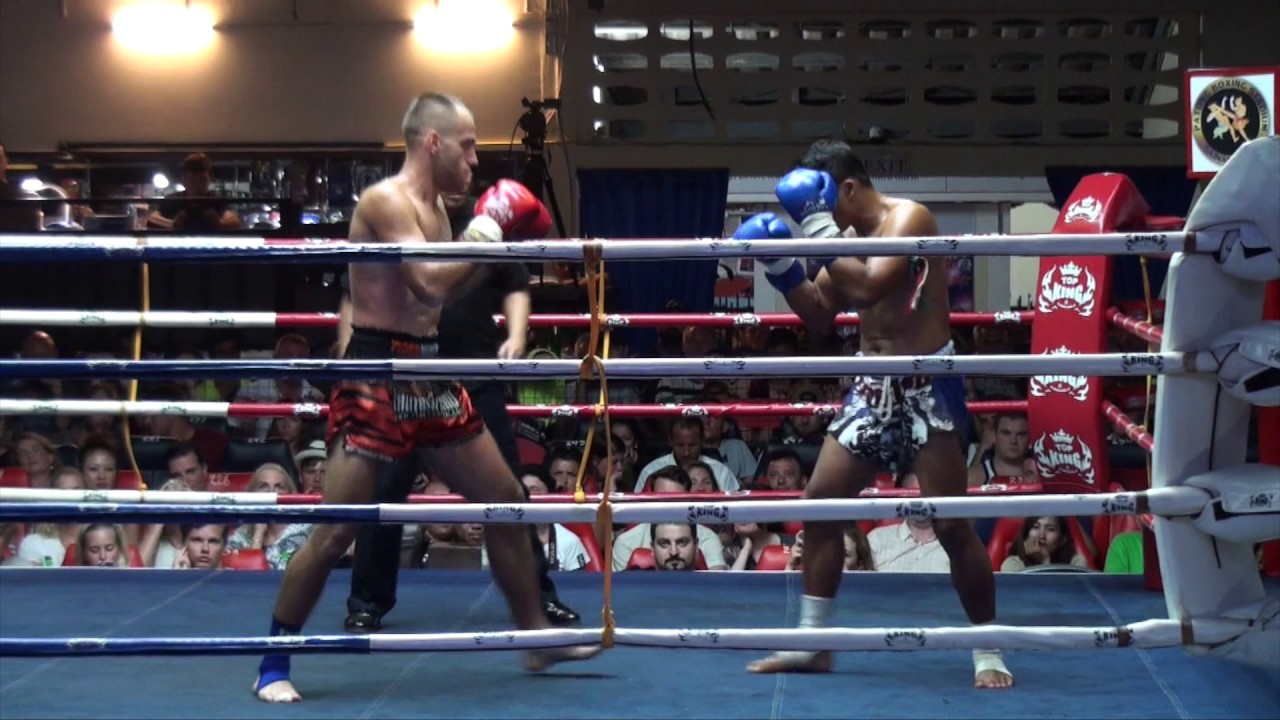 Alexander (Tiger Muay Thai) vs Jaded (Patong Fighters) 2/1/17
