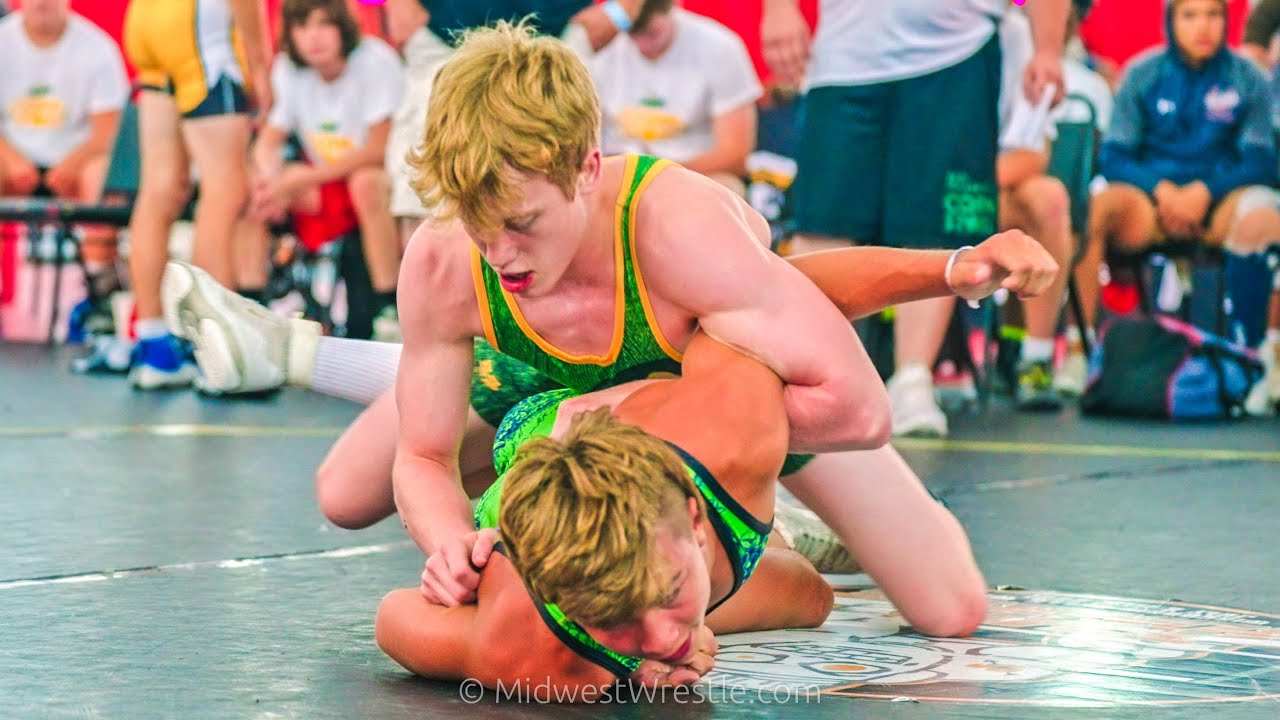 125 – Shay Korhorn {G} of Illinois CornStars IL vs. Aiden Gillings {R} of Newfane NY