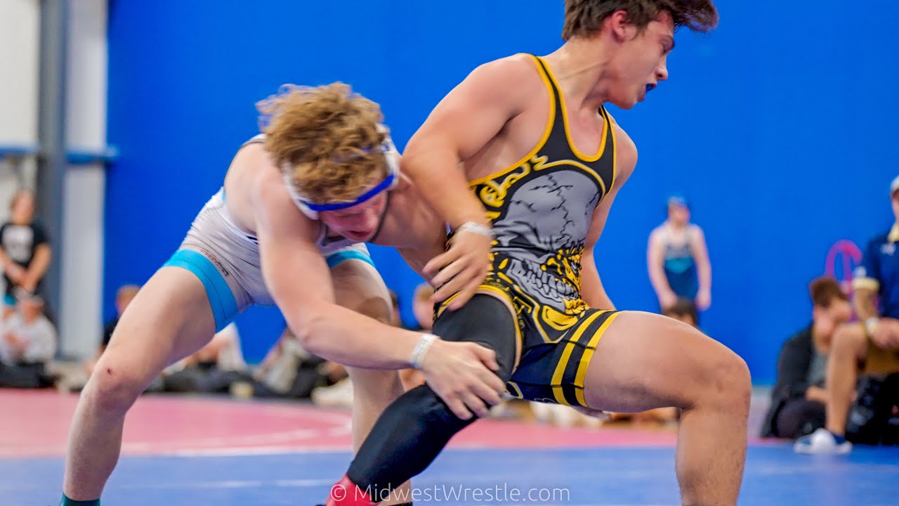132 – Will Baysingar {G} of Team Gotcha Red IL vs. Paul Ishikawa {R} of Elite Athletic Club IN