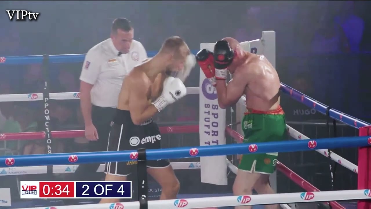 Jamie Mellers v Seamus Devlin at VIP's Doncaster Races show on 8.10.22
