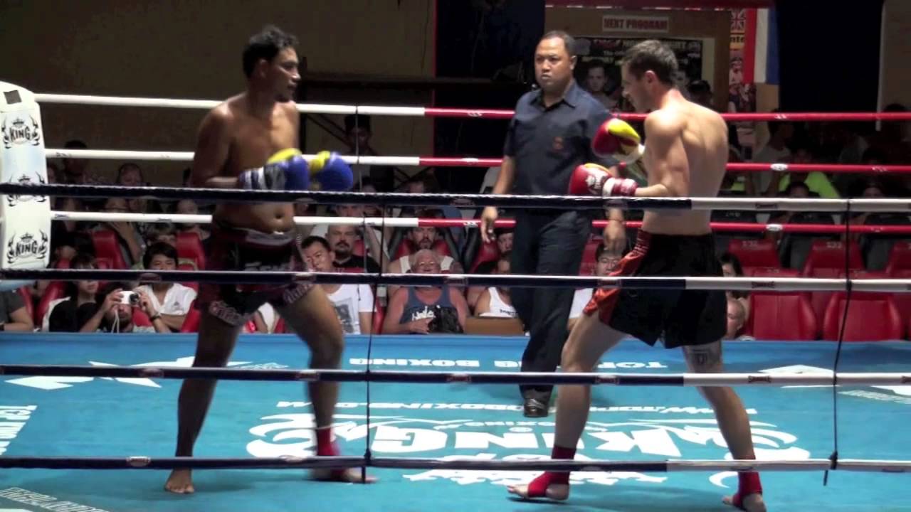 Jamie Davis (Tiger Muay Thai) vs Banyat @ Patong Boxing Stadium 8/8/2013