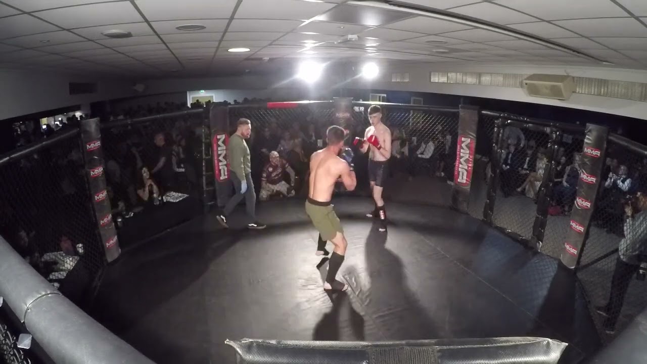 WIGAN | MMA | LUKE JACKSON VS LEWIS MORRIS