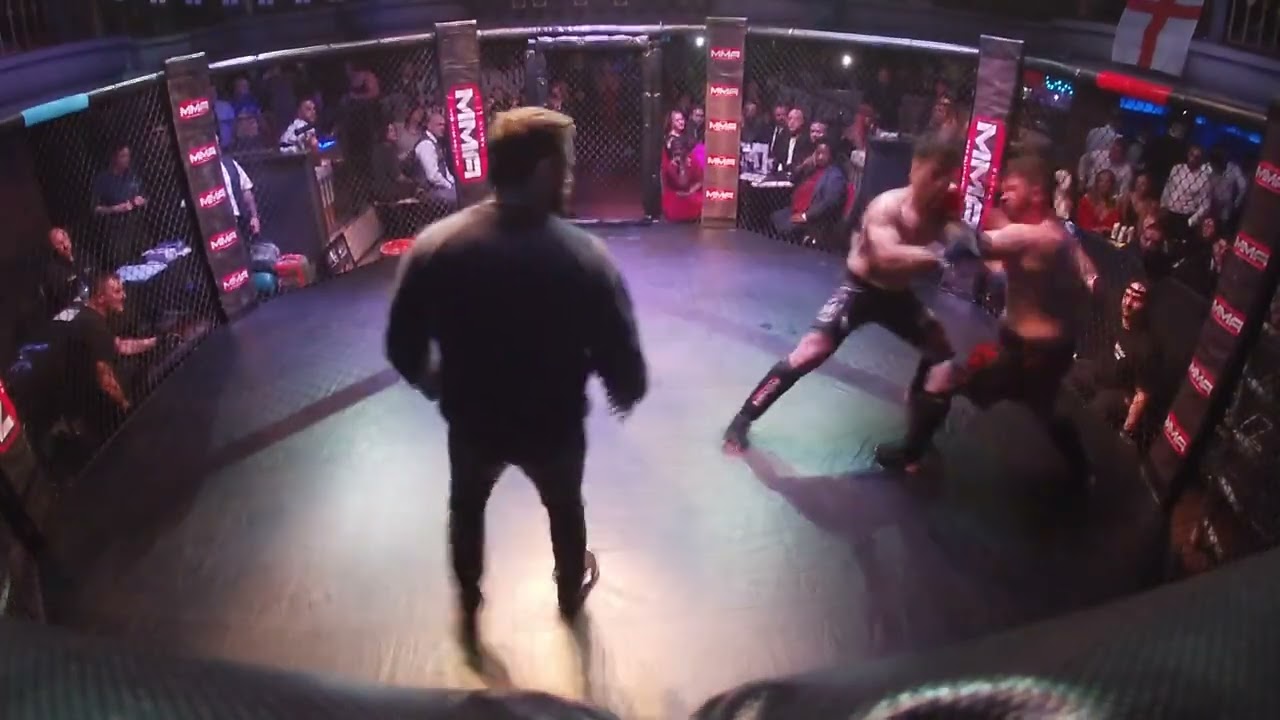 Nottingham | Ultra MMA | Bradley Greet VS Zak Harrison background