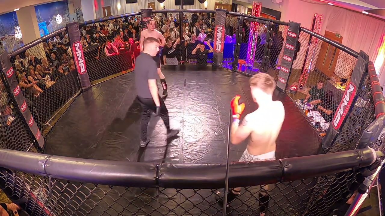 Leicester | Ultra MMA | Fraser Dickenson VS Tyler Tilly background