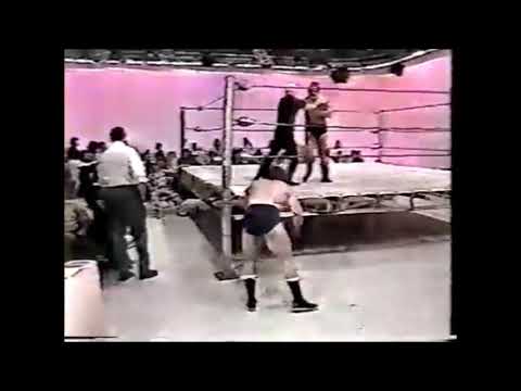Buzz Sawyer vs The Mongolian Stomper. Memphis Wrestling 1979 background