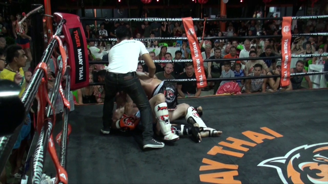 BBQ Beatdown 103: Jesse (USA) vs Javi (Spain) background