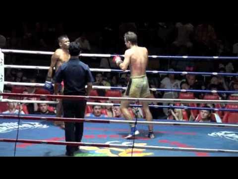 Danny Juskus (Tiger Muay Thai) wins by KO @ Patong Thai Boxing Stadium