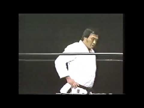 Mr. Wrestling 2 vs Hiro Matsuda. 1982