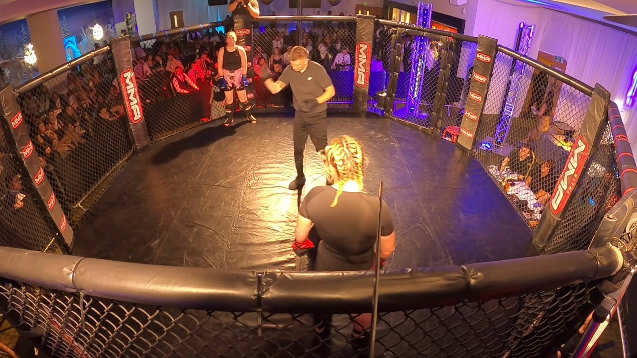 Leicester | Ultra MMA | Samantha Perfect VS Bartniczek background