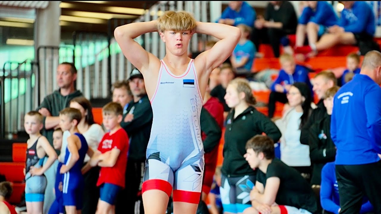U17 R. Kovalkov (EST) vs A. Sevcenko (EST). Greco-roman 71kg youth wrestling Estonia. backdrop